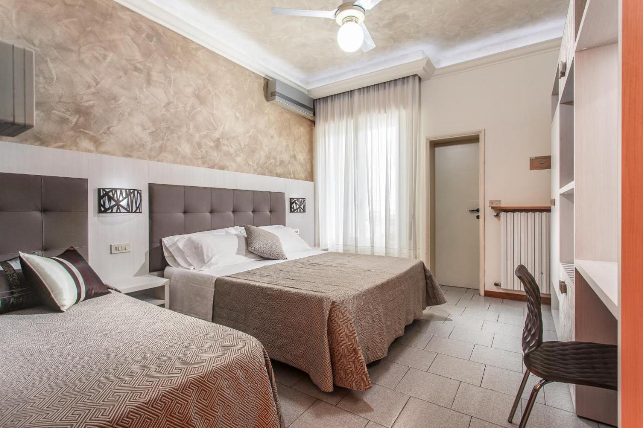 Hotel Dolcevita เชเซนาติโก ภายนอก รูปภาพ