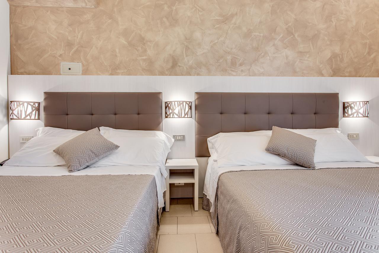 Hotel Dolcevita เชเซนาติโก ภายนอก รูปภาพ
